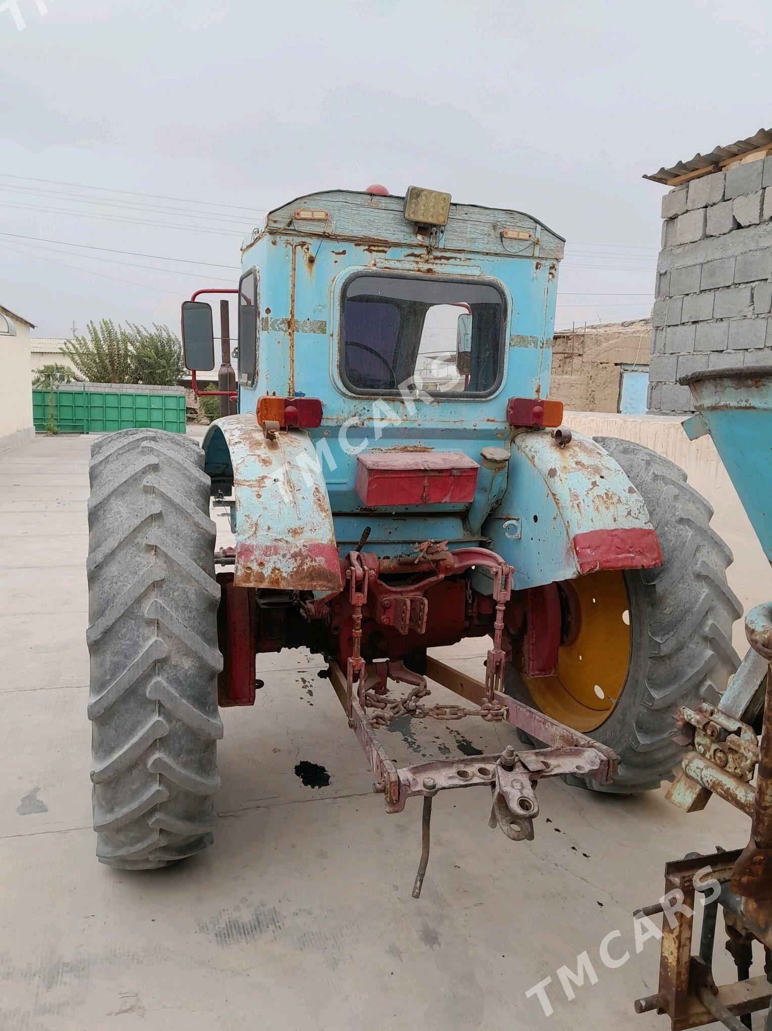 MTZ T-28 1980 - 30 000 TMT - Яшлык - img 4