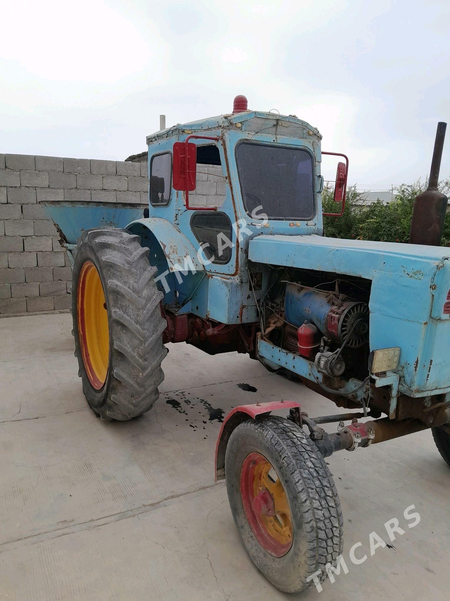 MTZ T-28 1980 - 30 000 TMT - Яшлык - img 3