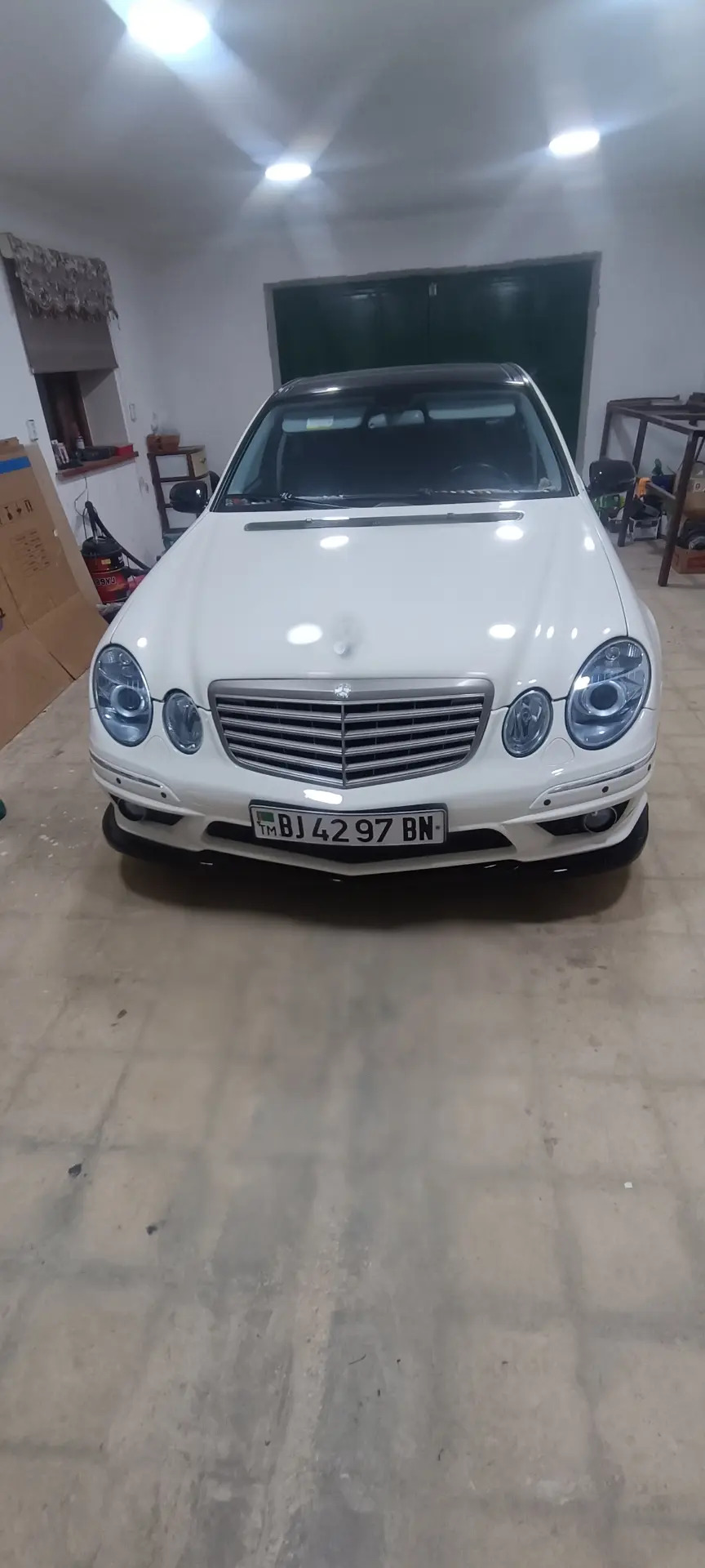 Mercedes-Benz E350 2006 - 200 000 TMT - Хазар - img 1
