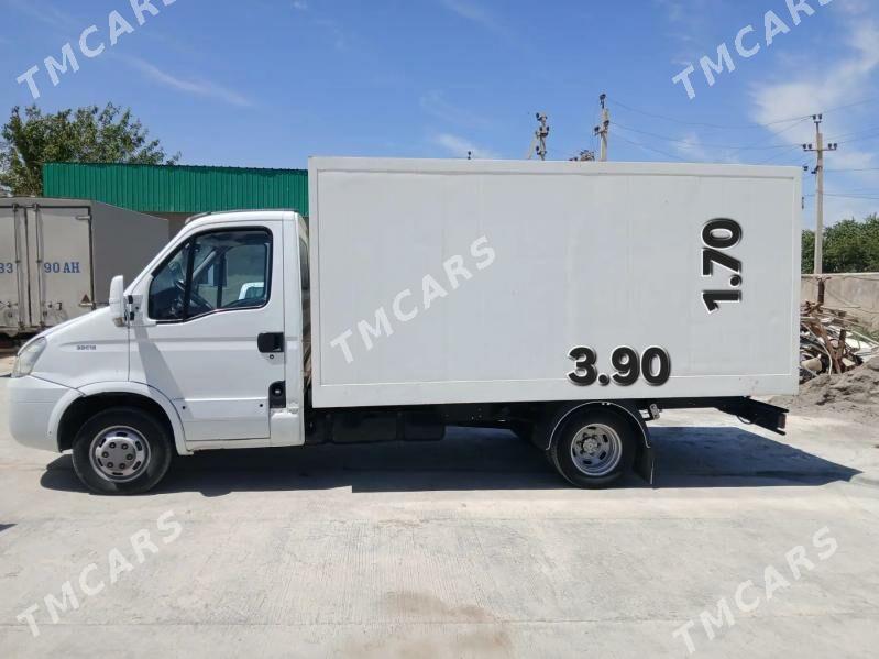 Iveco Daily 2010 - 300 000 TMT - Ашхабад - img 1