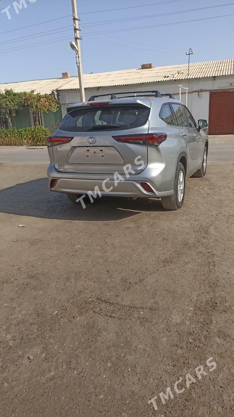 Toyota Highlander 2023 - 500 000 TMT - Dänew - img 8