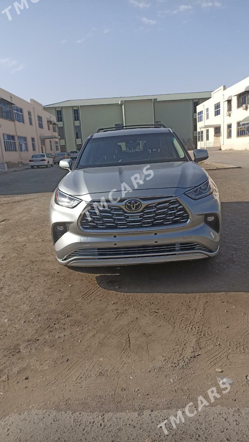 Toyota Highlander 2023 - 500 000 TMT - Dänew - img 9