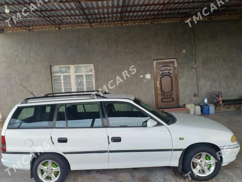 Opel Astra 1997 - 40 000 TMT - Saýat - img 2