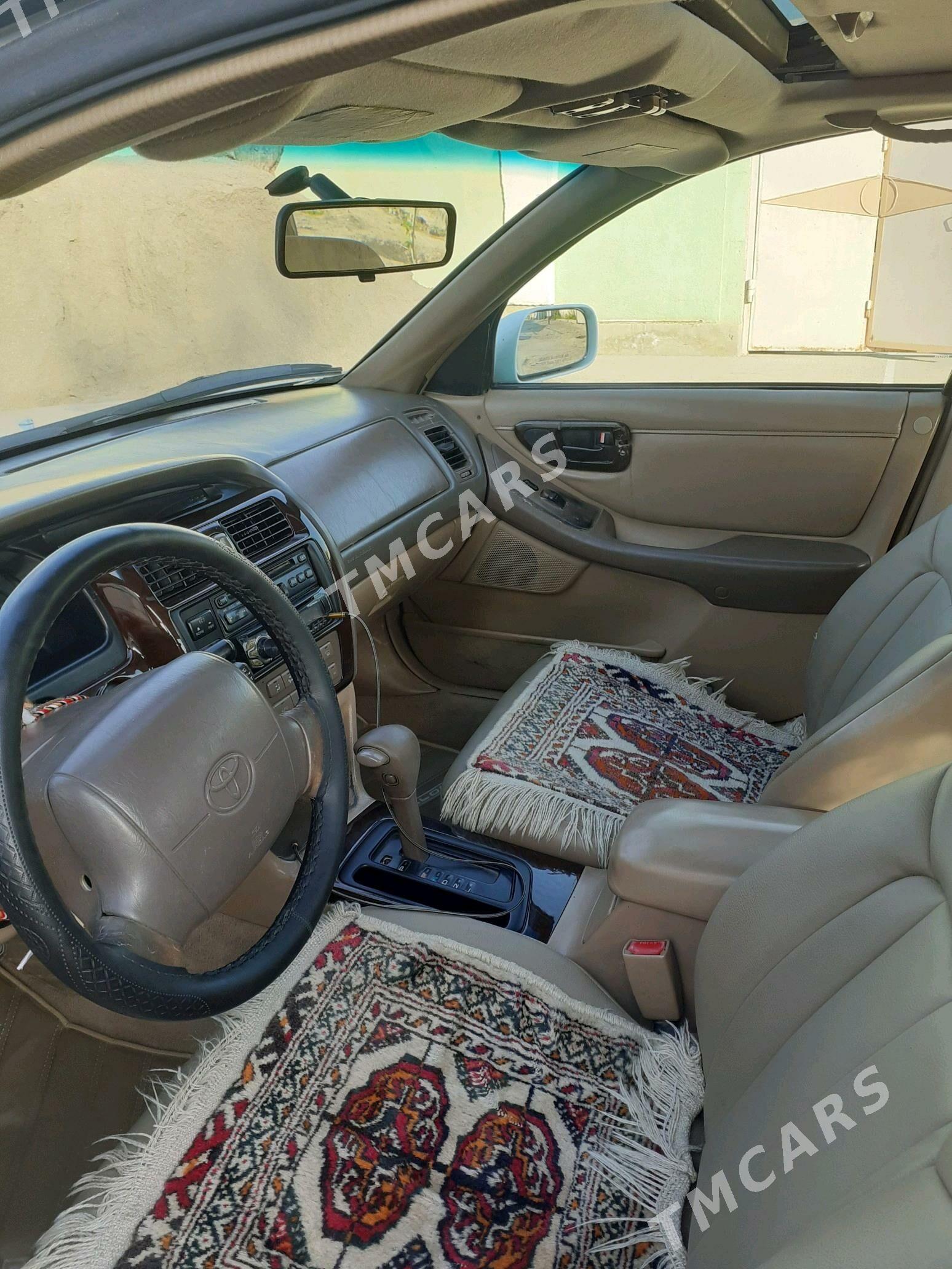 Toyota Avalon 1996 - 120 000 TMT - Теджен - img 4