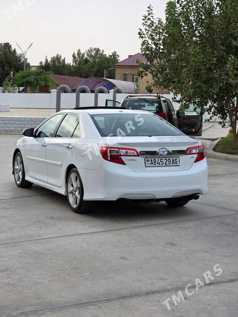 Toyota Camry 2013 - 233 000 TMT - Ашхабад - img 4