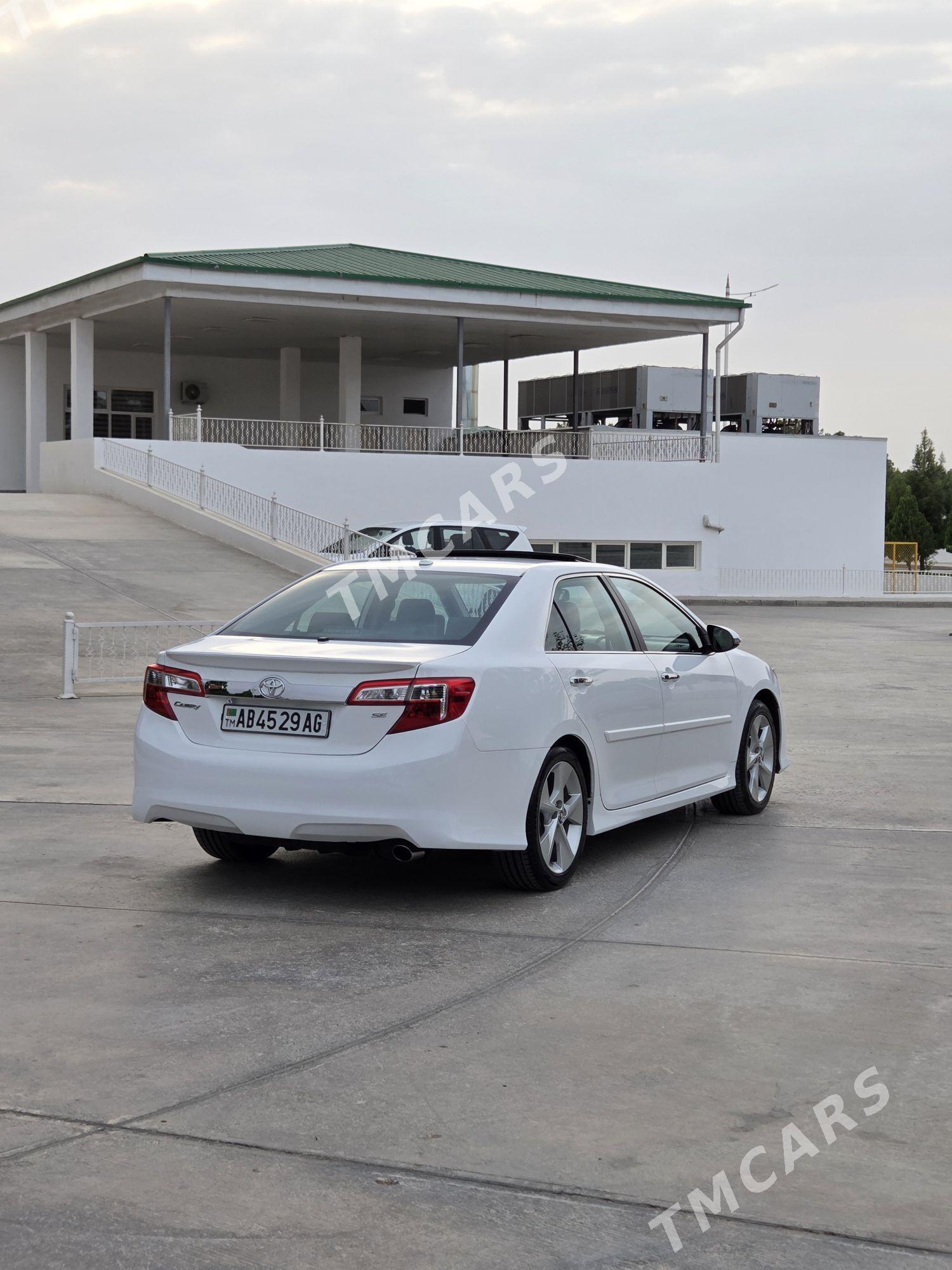 Toyota Camry 2013 - 233 000 TMT - Ашхабад - img 6