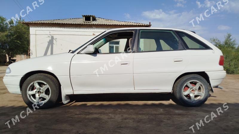 Opel Astra 1992 - 20 000 TMT - етр. Туркменбаши - img 2