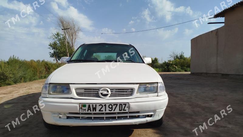 Opel Astra 1992 - 20 000 TMT - етр. Туркменбаши - img 4