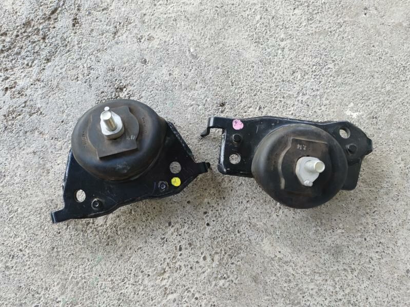 Подушки Land Cruiser 200 4.7 2 700 TMT - Ашхабад - img 2