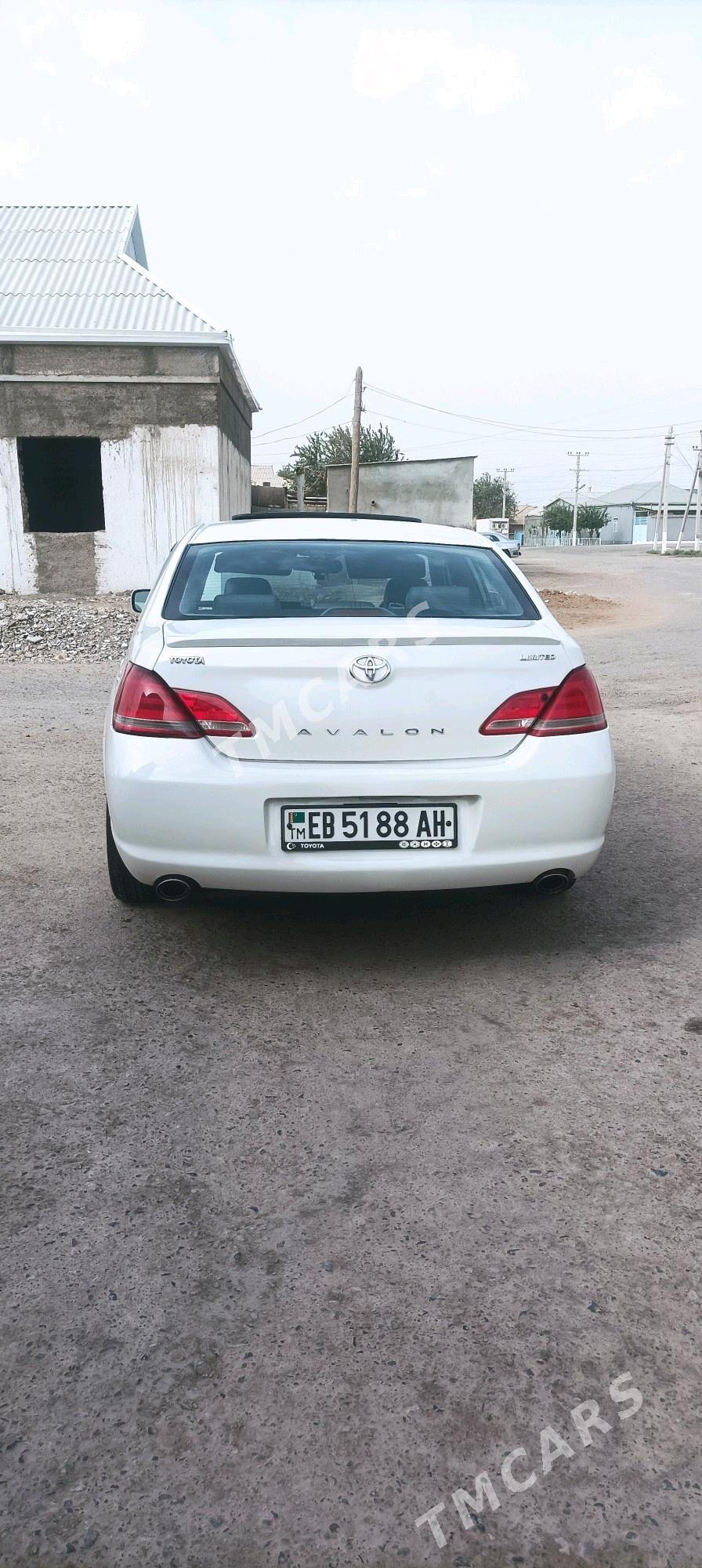 Toyota Avalon 2006 - 200 000 TMT - Теджен - img 2