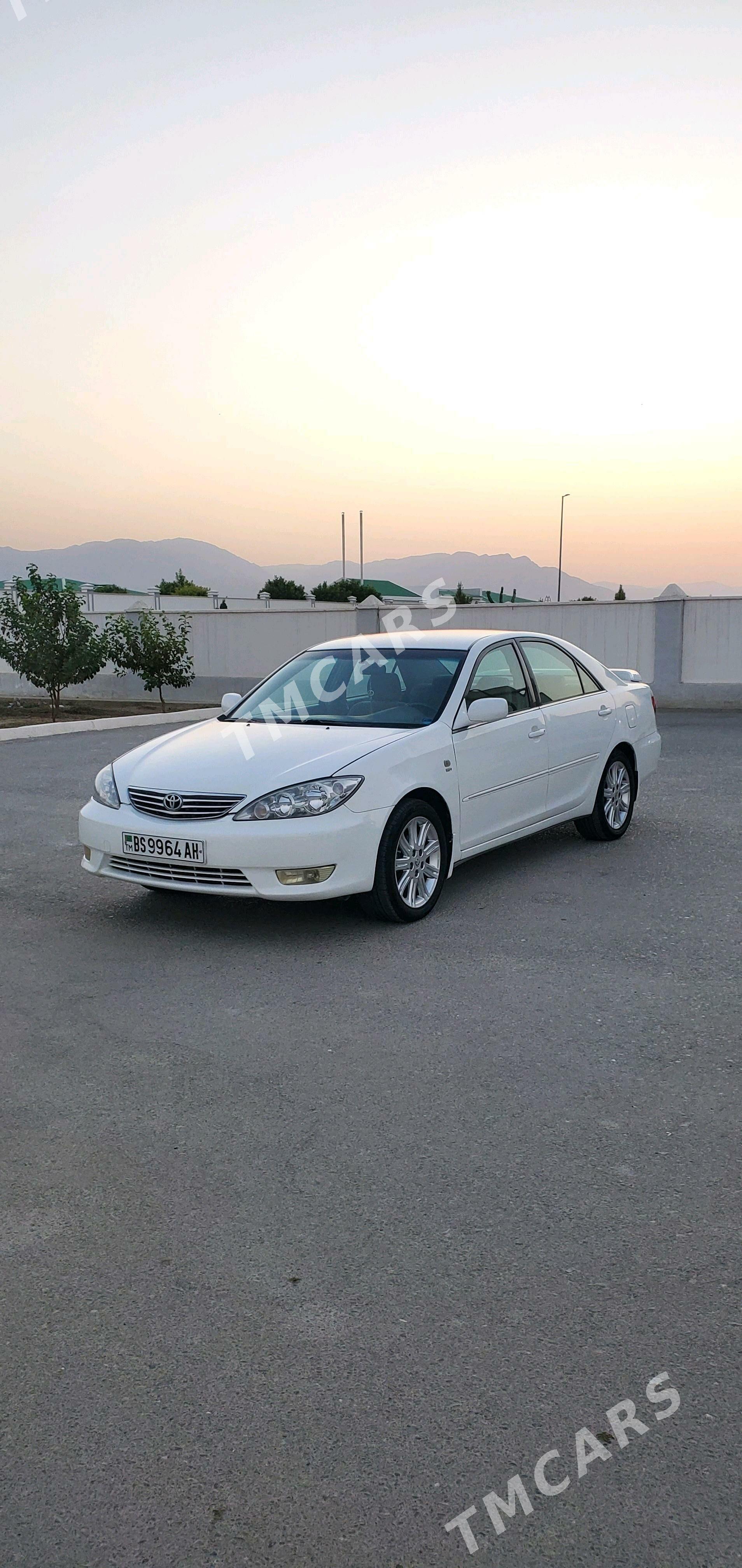 Toyota Camry 2003 - 152 000 TMT - Bäherden - img 3