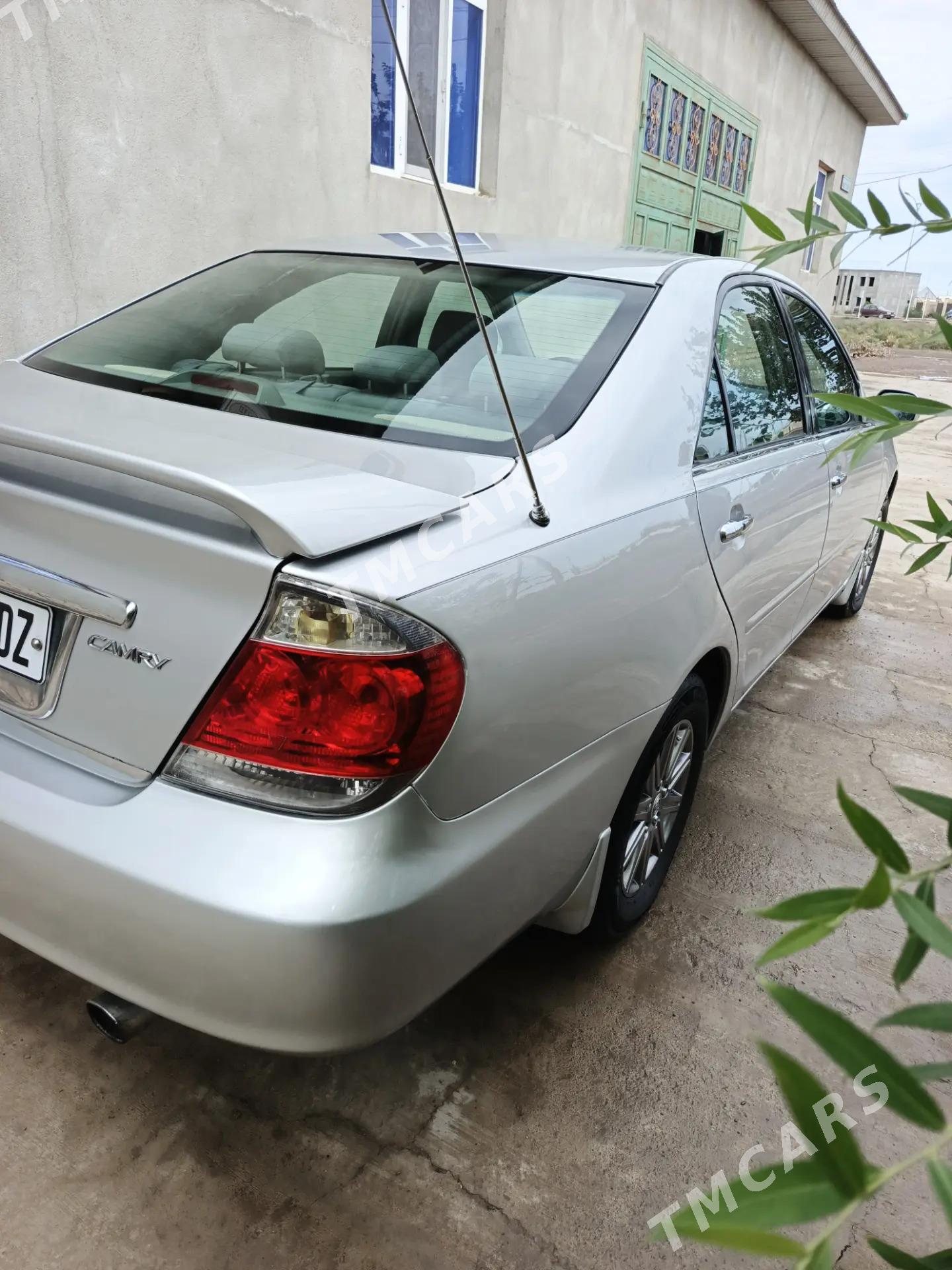 Toyota Camry 2005 - 170 000 TMT - Köneürgenç - img 3