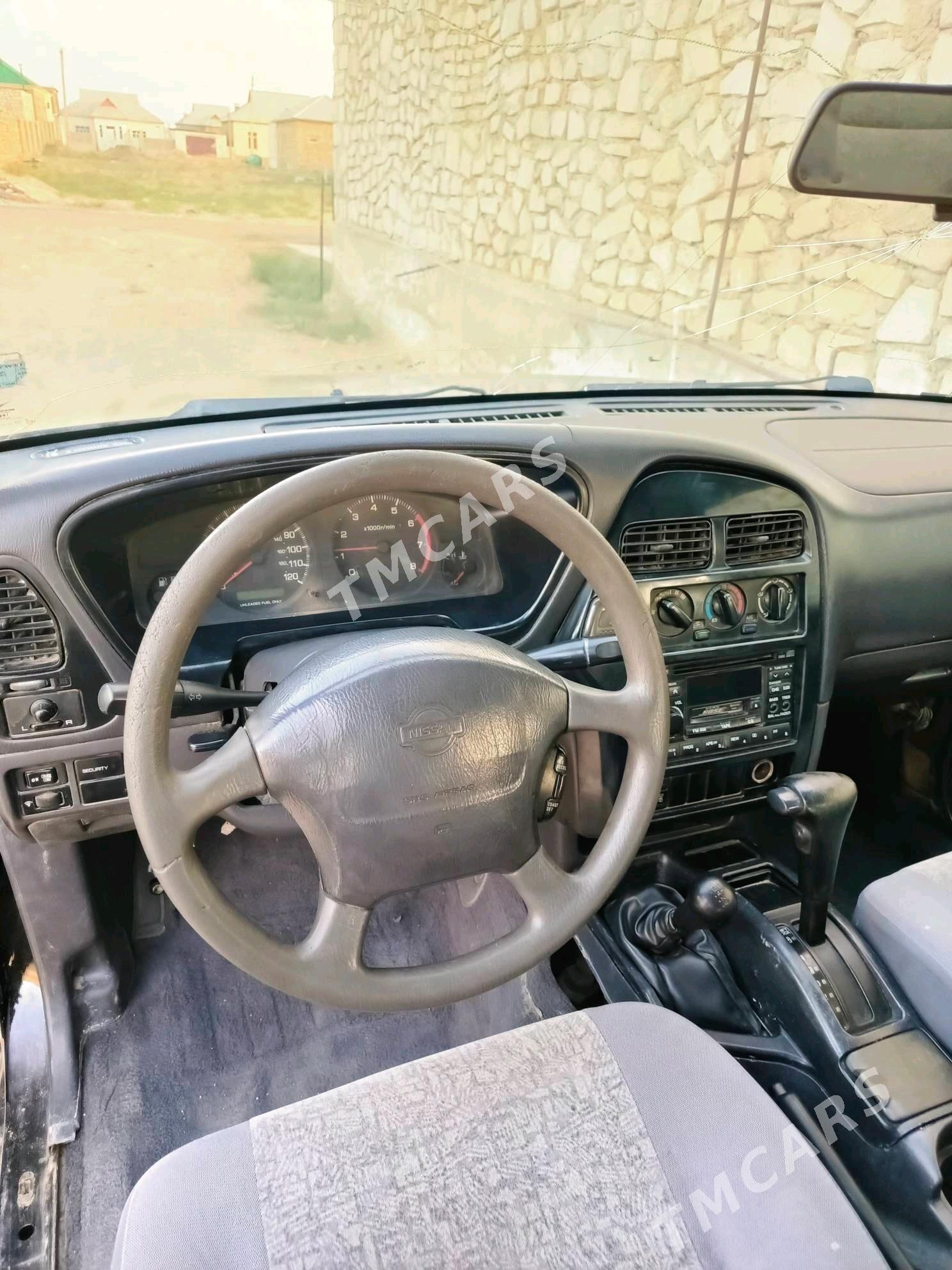 Nissan Pathfinder 1999 - 30 000 TMT - Jebel - img 2