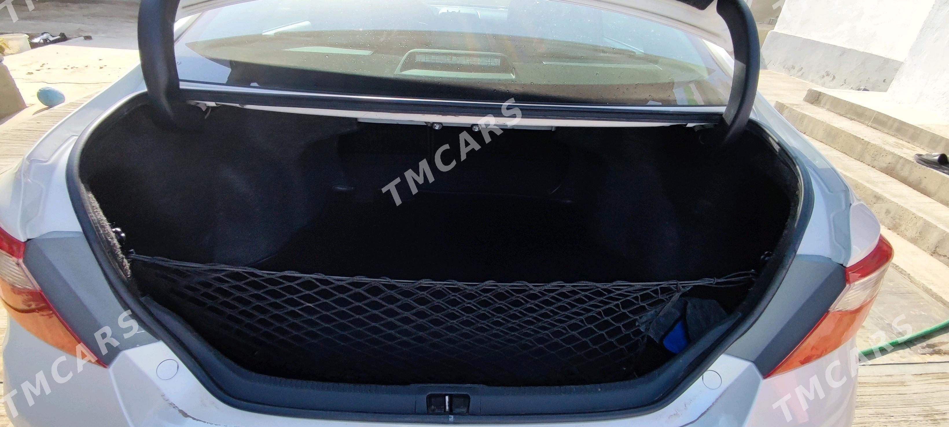Toyota Camry 2016 - 380 000 TMT - Ашхабад - img 4