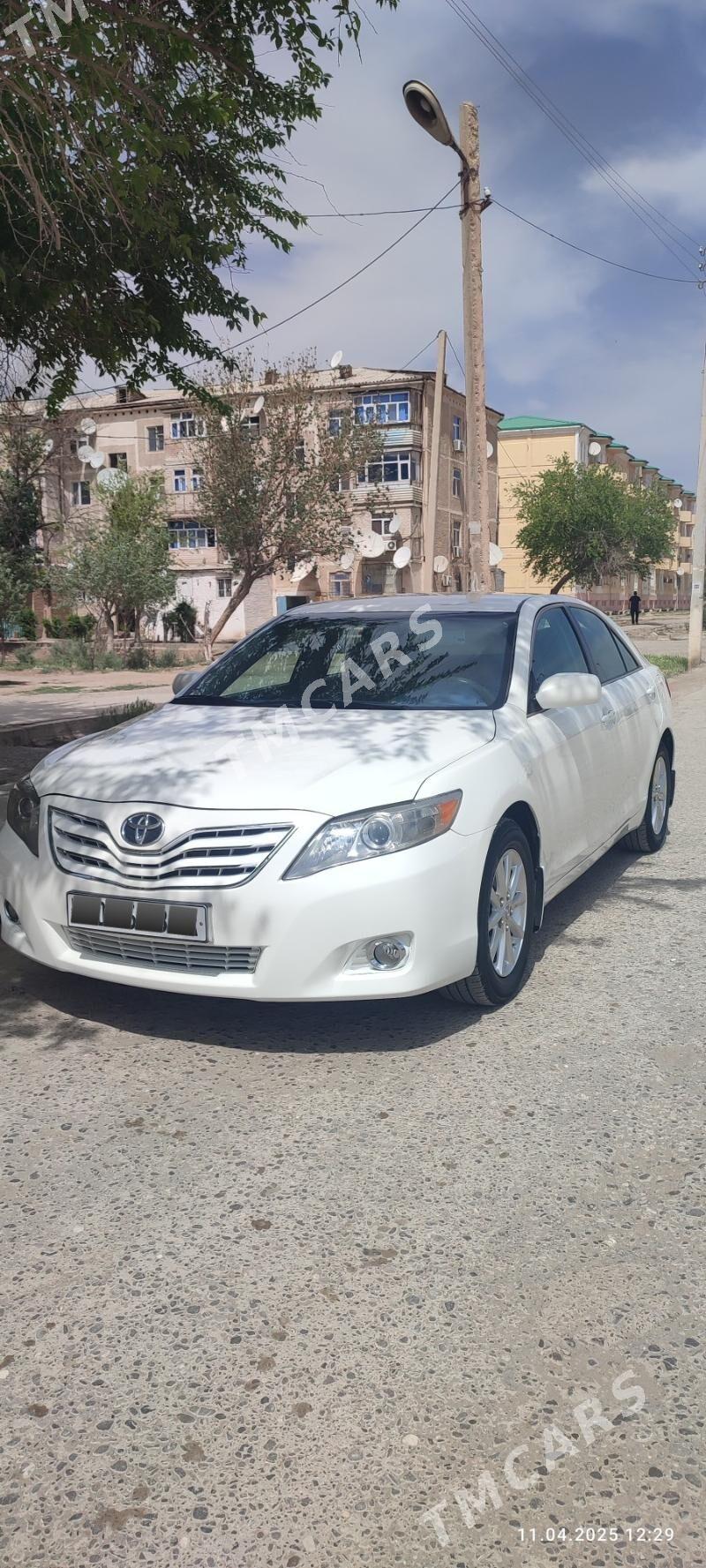 Toyota Camry 2011 - 220 000 TMT - Шатлык - img 5