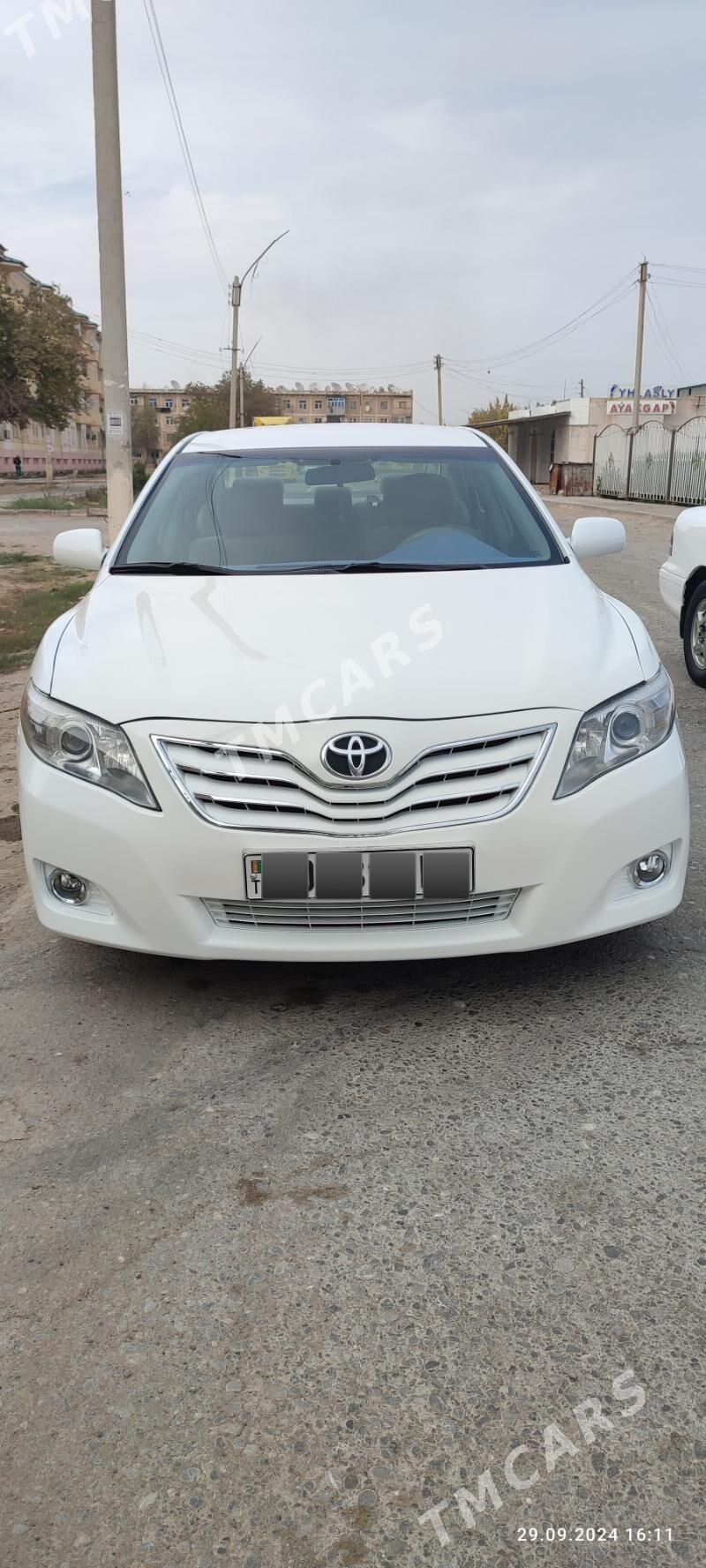 Toyota Camry 2011 - 220 000 TMT - Шатлык - img 6