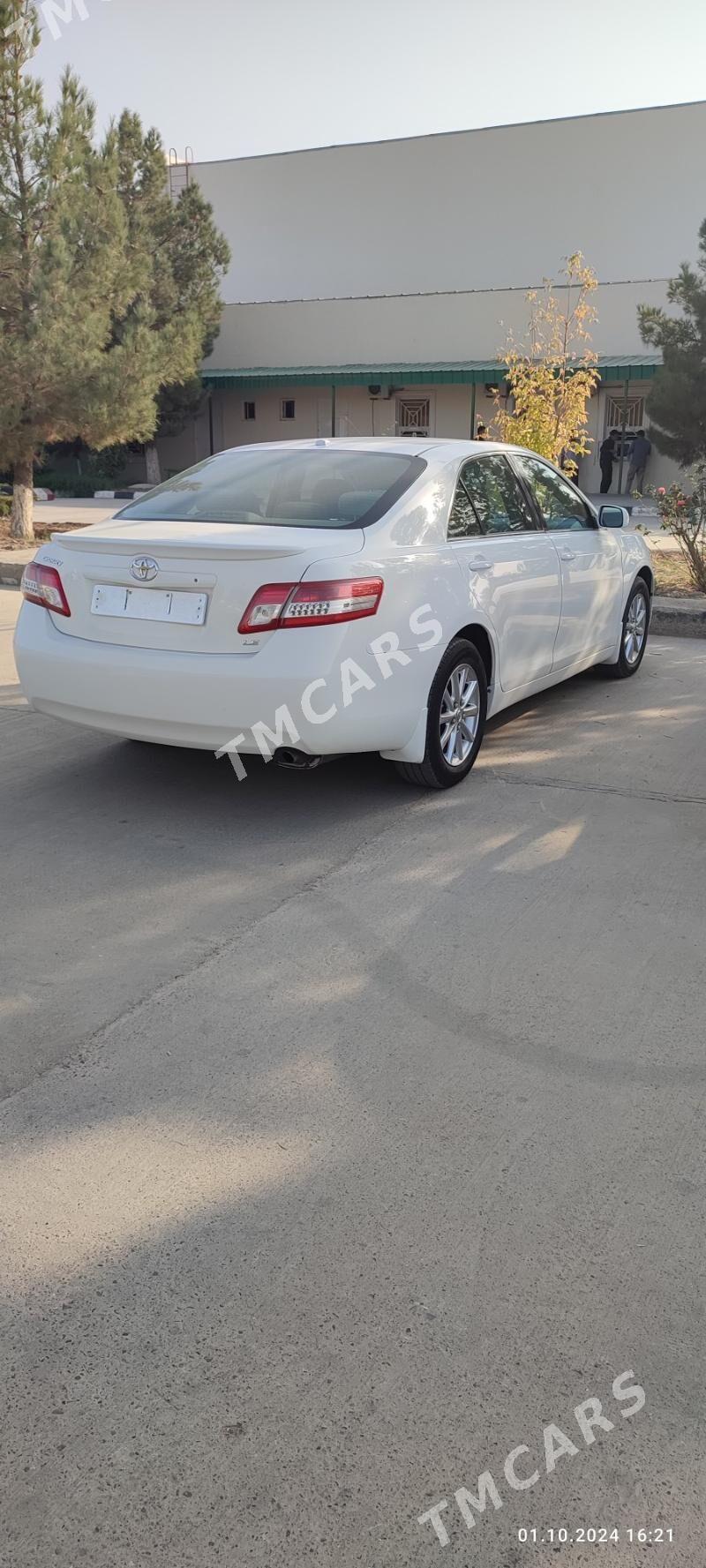 Toyota Camry 2011 - 220 000 TMT - Шатлык - img 4