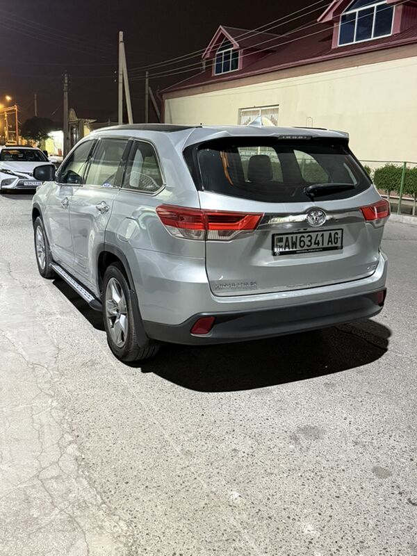 Toyota Highlander 2018 - 400 000 TMT - Ашхабад - img 9