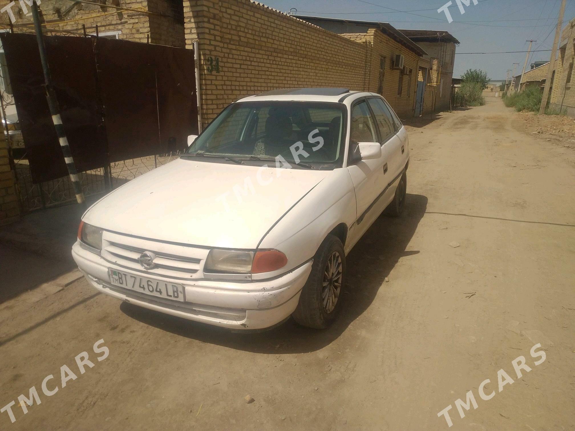 Opel Astra 1992 - 20 000 TMT - Чарджоу - img 4