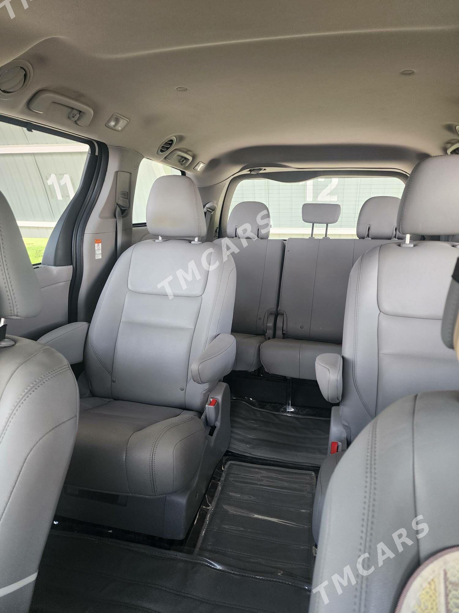 Toyota Sienna 2019 - 500 000 TMT - Ашхабад - img 3