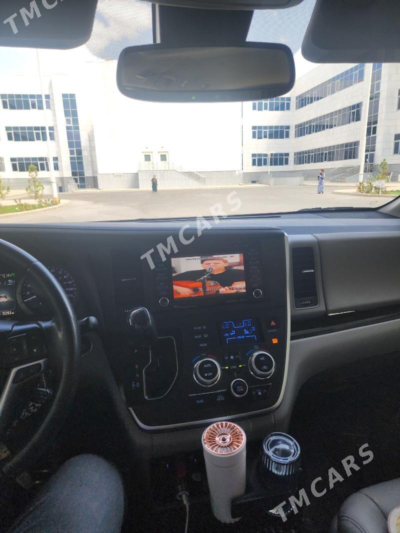 Toyota Sienna 2019 - 500 000 TMT - Ашхабад - img 1