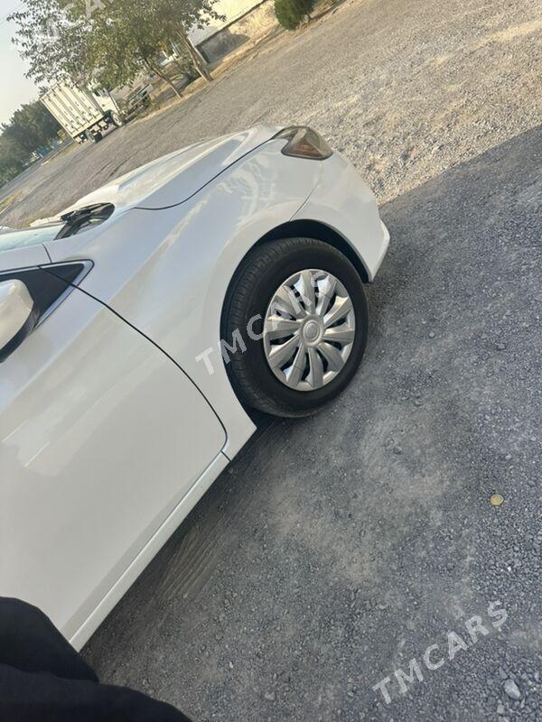 Nissan Sentra 2017 - 155 000 TMT - Бузмеин - img 4