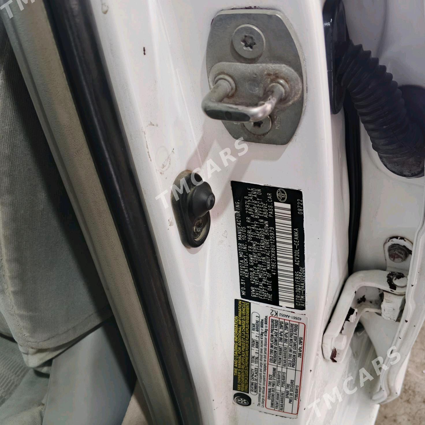 Toyota Camry 2005 - 132 000 TMT - Мир 7 - img 3