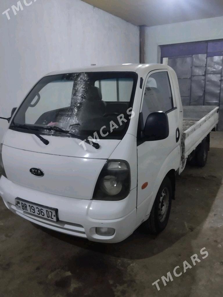 Kia Bongo 2011 - 135 000 TMT - Дашогуз - img 1