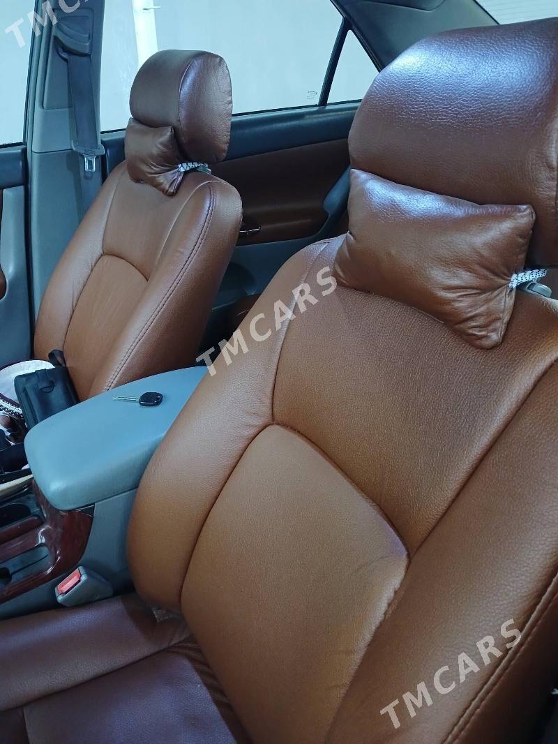 Toyota Camry 2004 - 175 000 TMT - Херрикгала - img 5