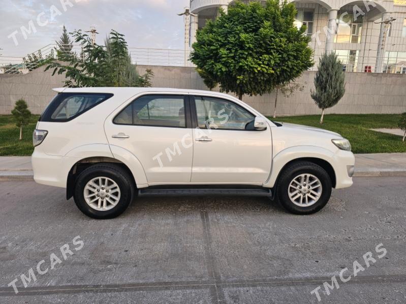 Toyota Fortuner 2013 - 380 000 TMT - Ашхабад - img 9