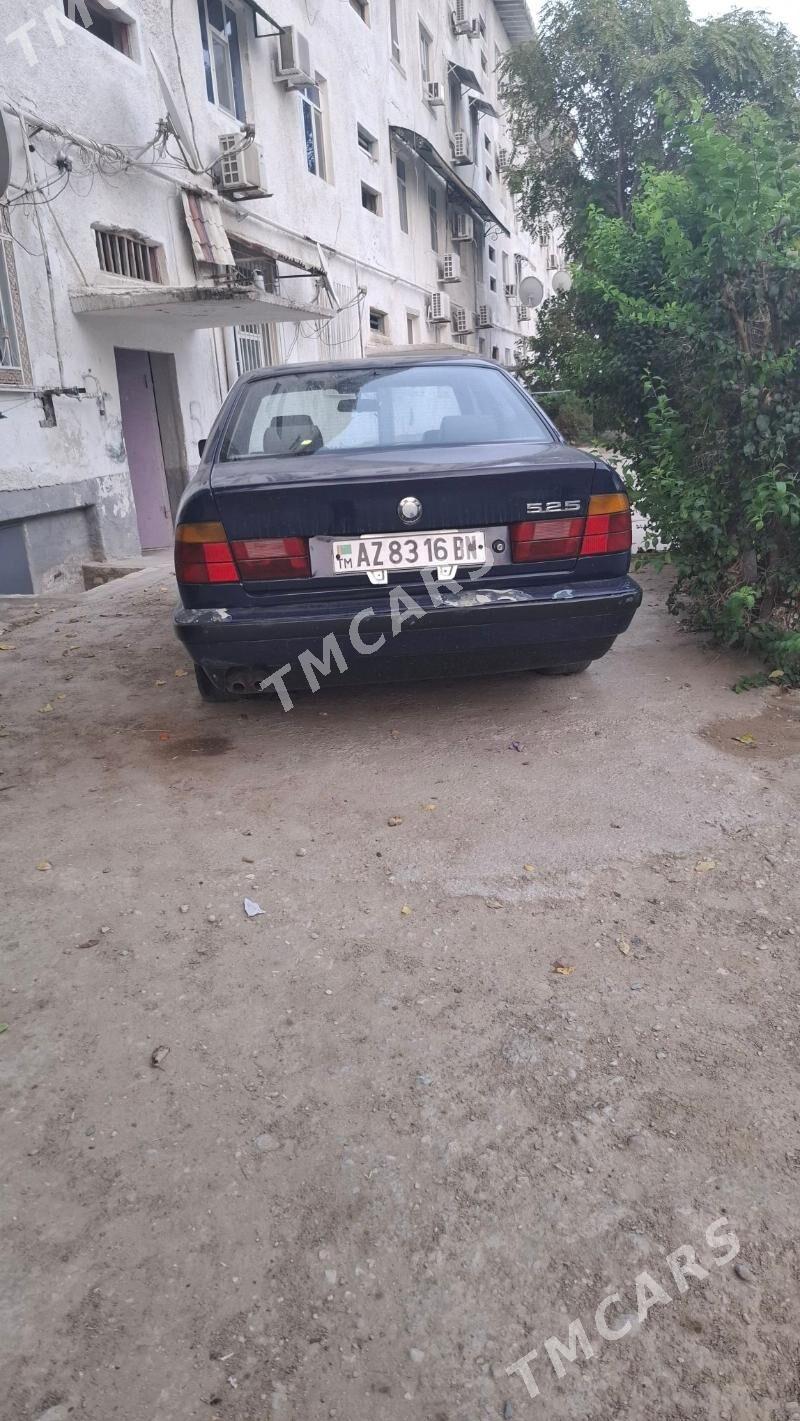 BMW 525 1990 - 28 000 TMT - Balkanabat - img 2