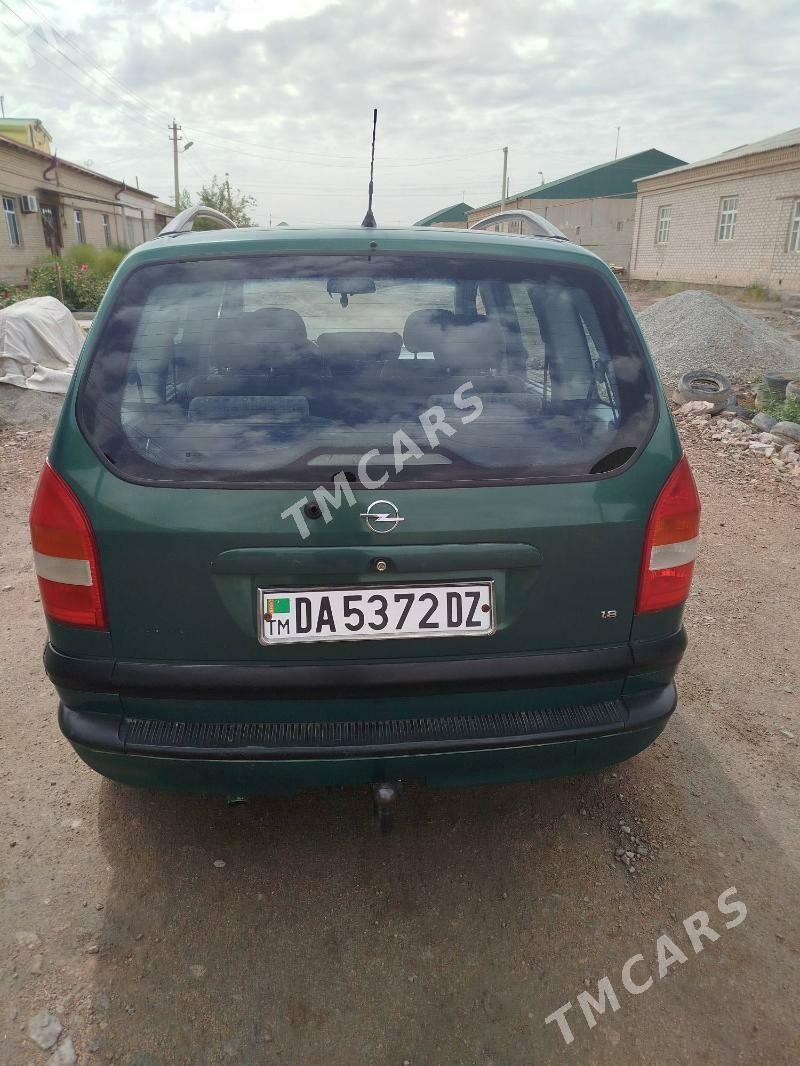 Opel Zafira 2002 - 84 000 TMT - Дашогуз - img 1