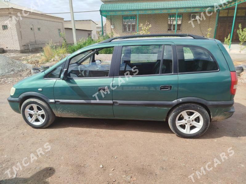Opel Zafira 2002 - 84 000 TMT - Дашогуз - img 3