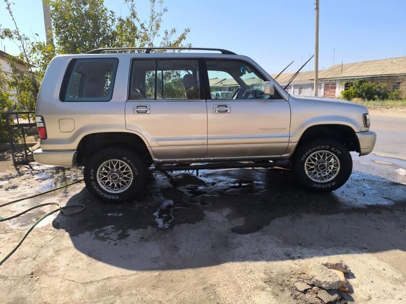 Isuzu Trooper 2002 - 90 000 TMT - Daşoguz - img 8