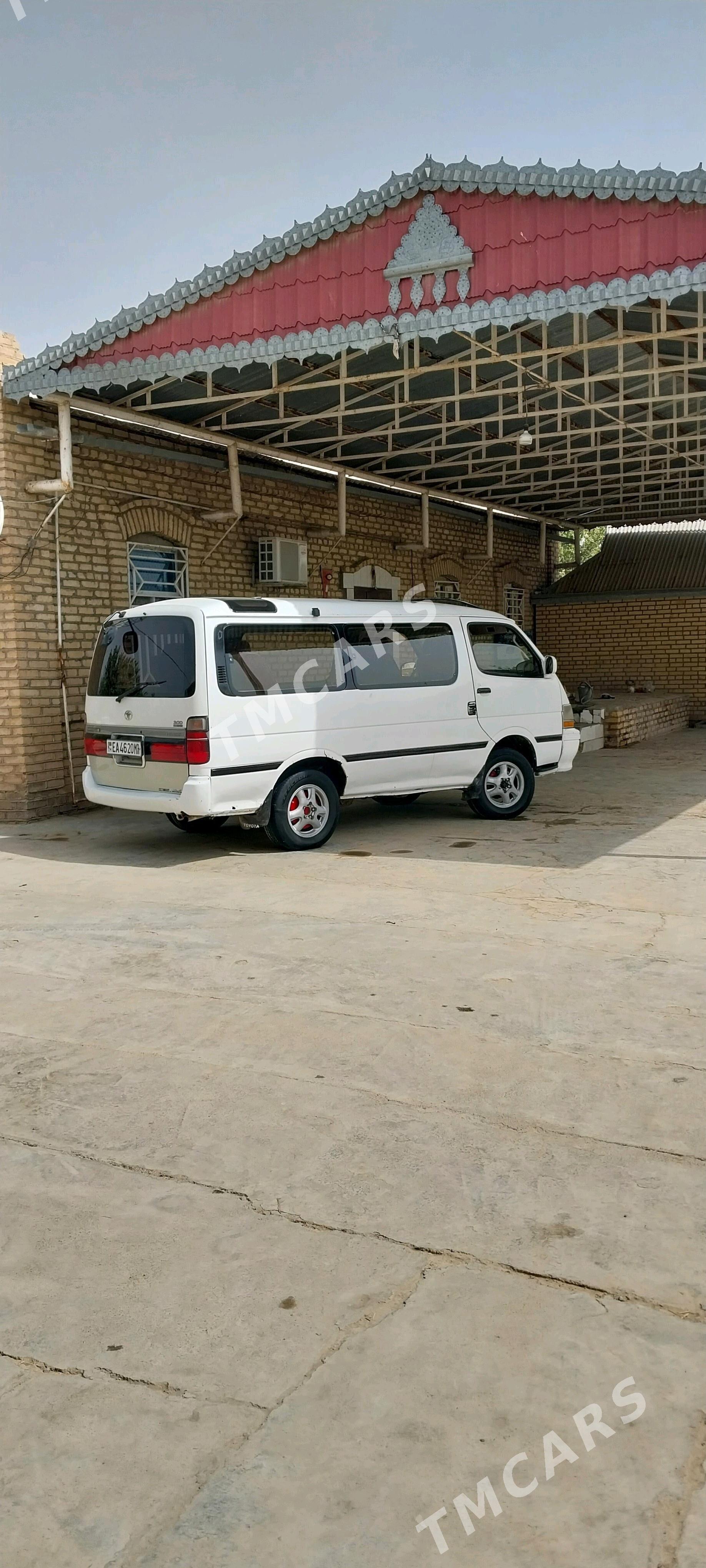 Toyota Hiace 1992 - 50 000 TMT - Mary - img 4
