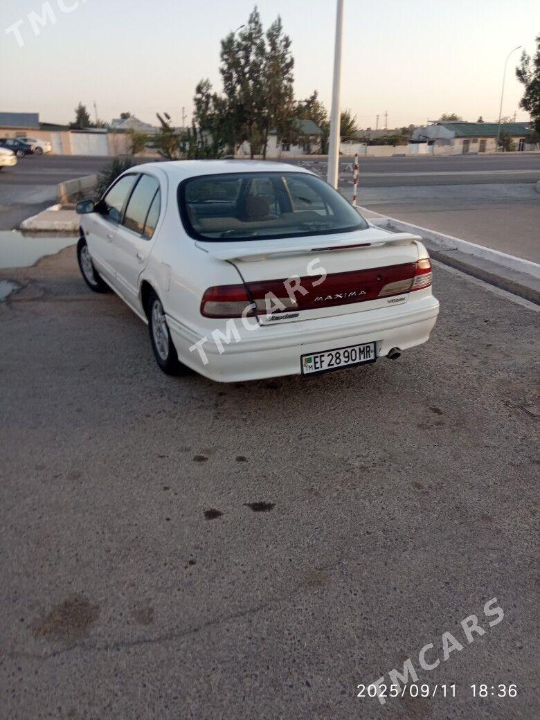 Nissan Maxima 1995 - 32 000 TMT - Mary - img 3