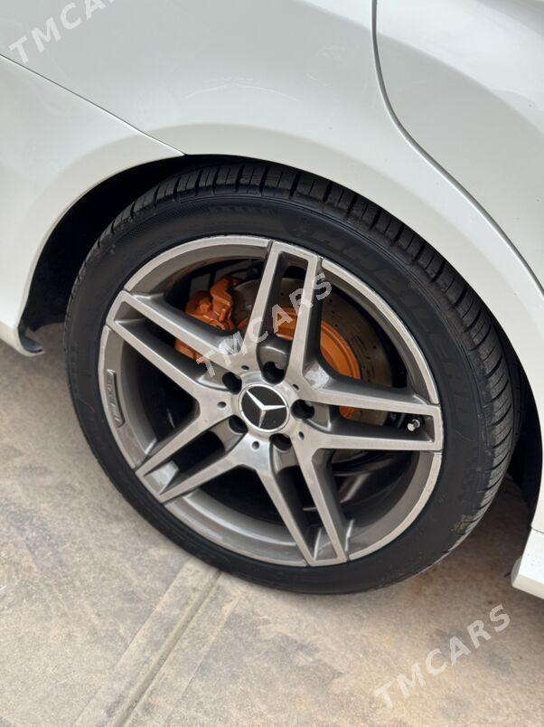 Mercedes-Benz E300 2010 - 355 000 TMT - Balkanabat - img 4