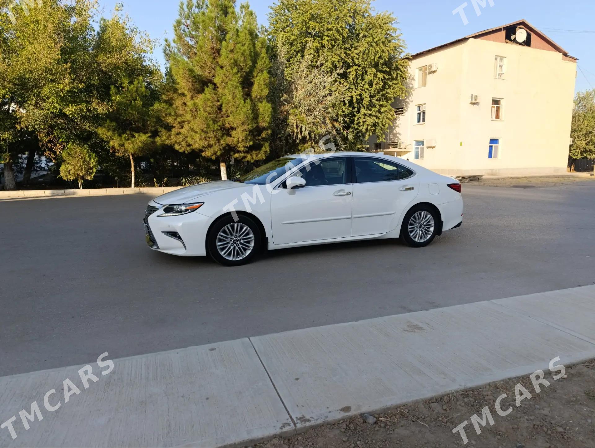 Lexus ES 350 2017 - 345 000 TMT - Aşgabat - img 2