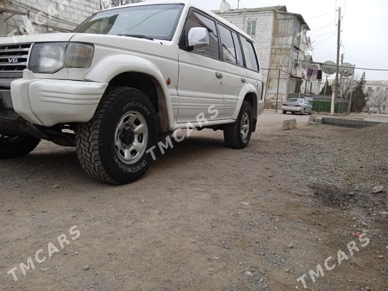 Mitsubishi Pajero 1992 - 63 000 TMT - Türkmenbaşy - img 9