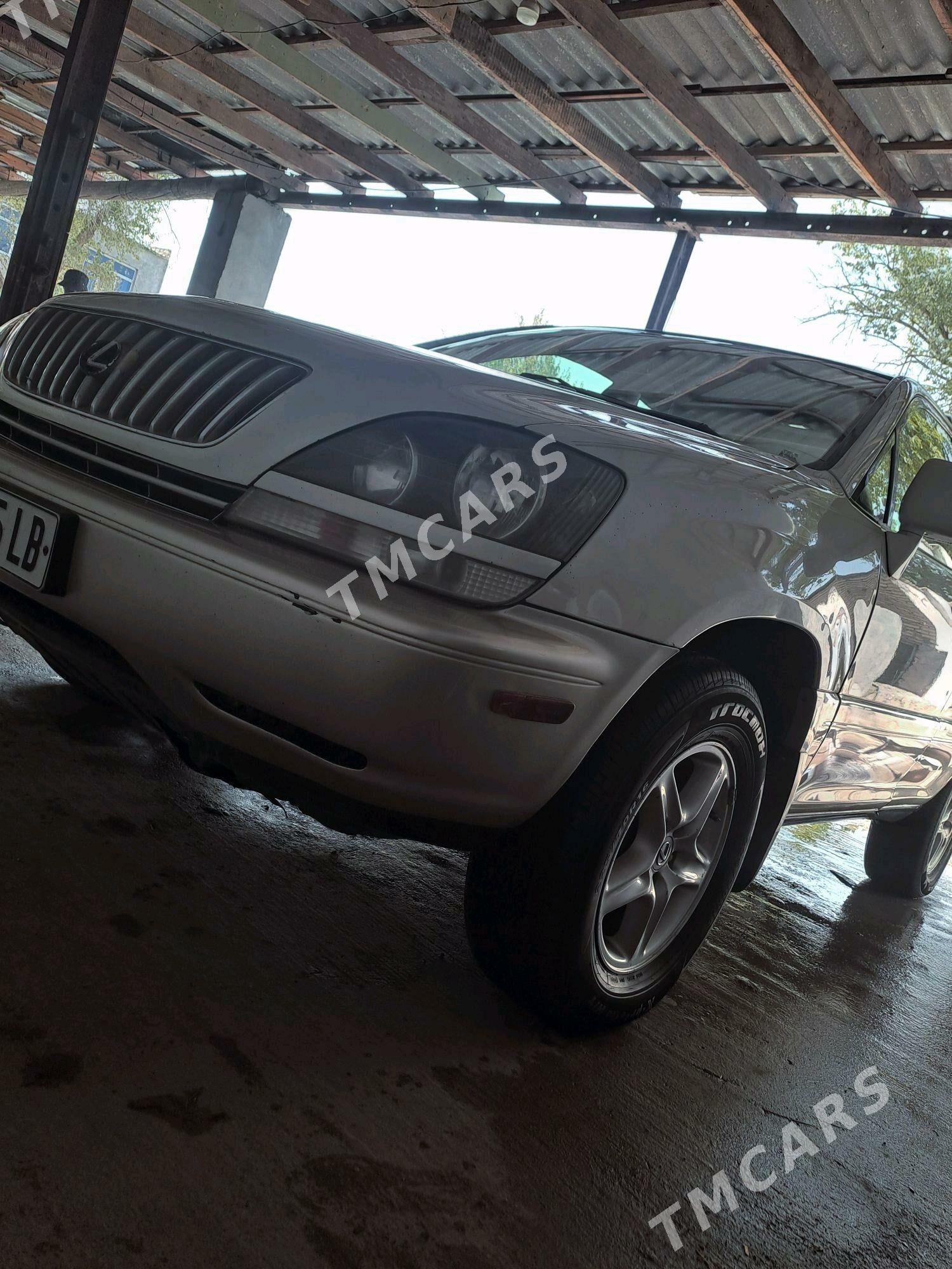 Lexus RX 300 2000 - 180 000 TMT - Kerki - img 3