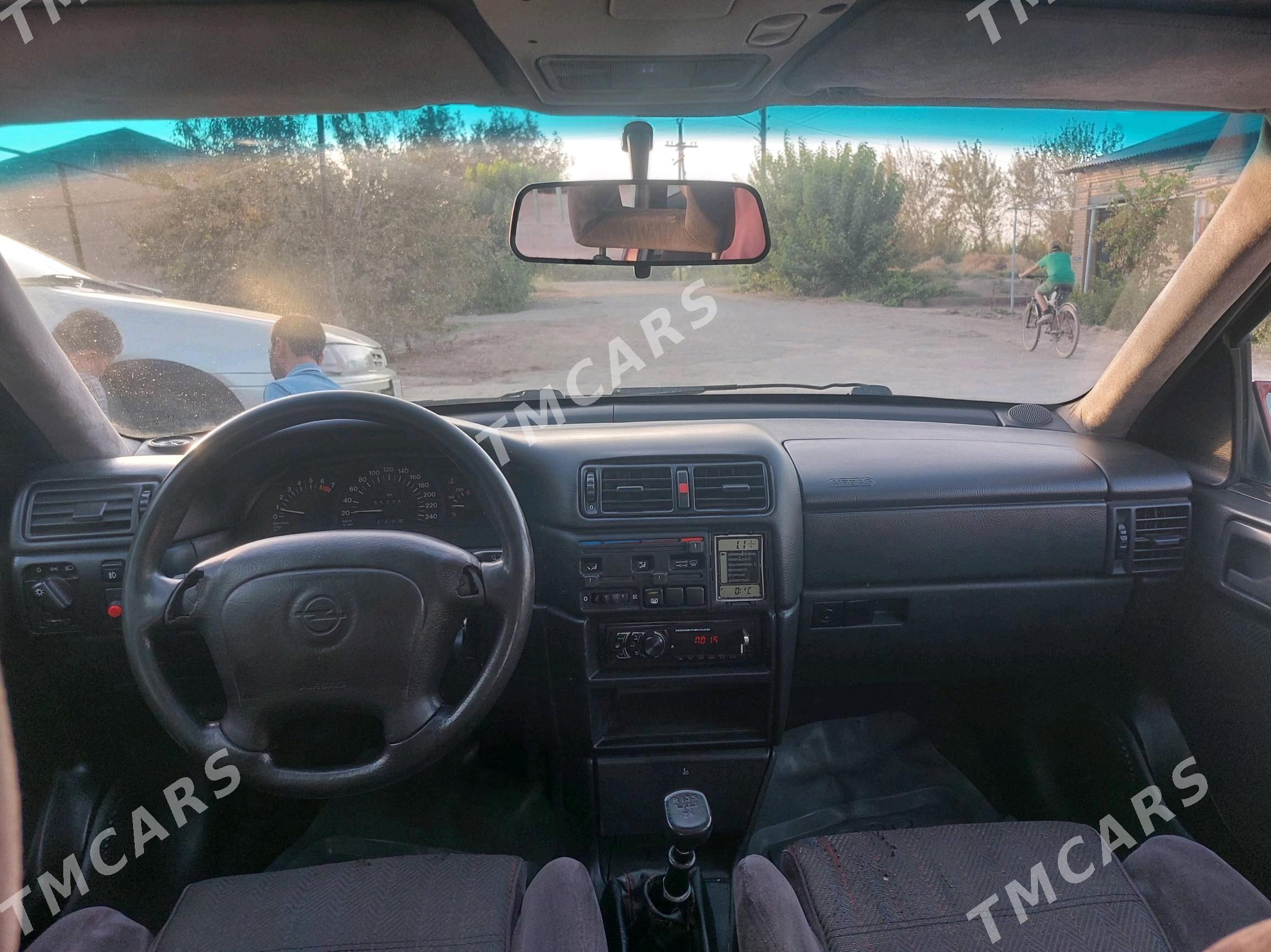 Opel Vectra 1995 - 45 000 TMT - Туркменабат - img 8