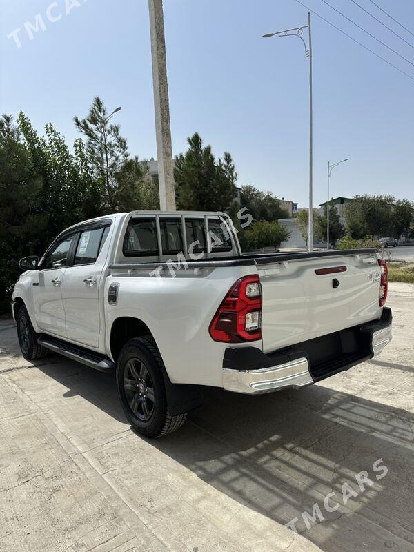 Toyota Hilux 2025 - 695 600 TMT - Туркменабат - img 3