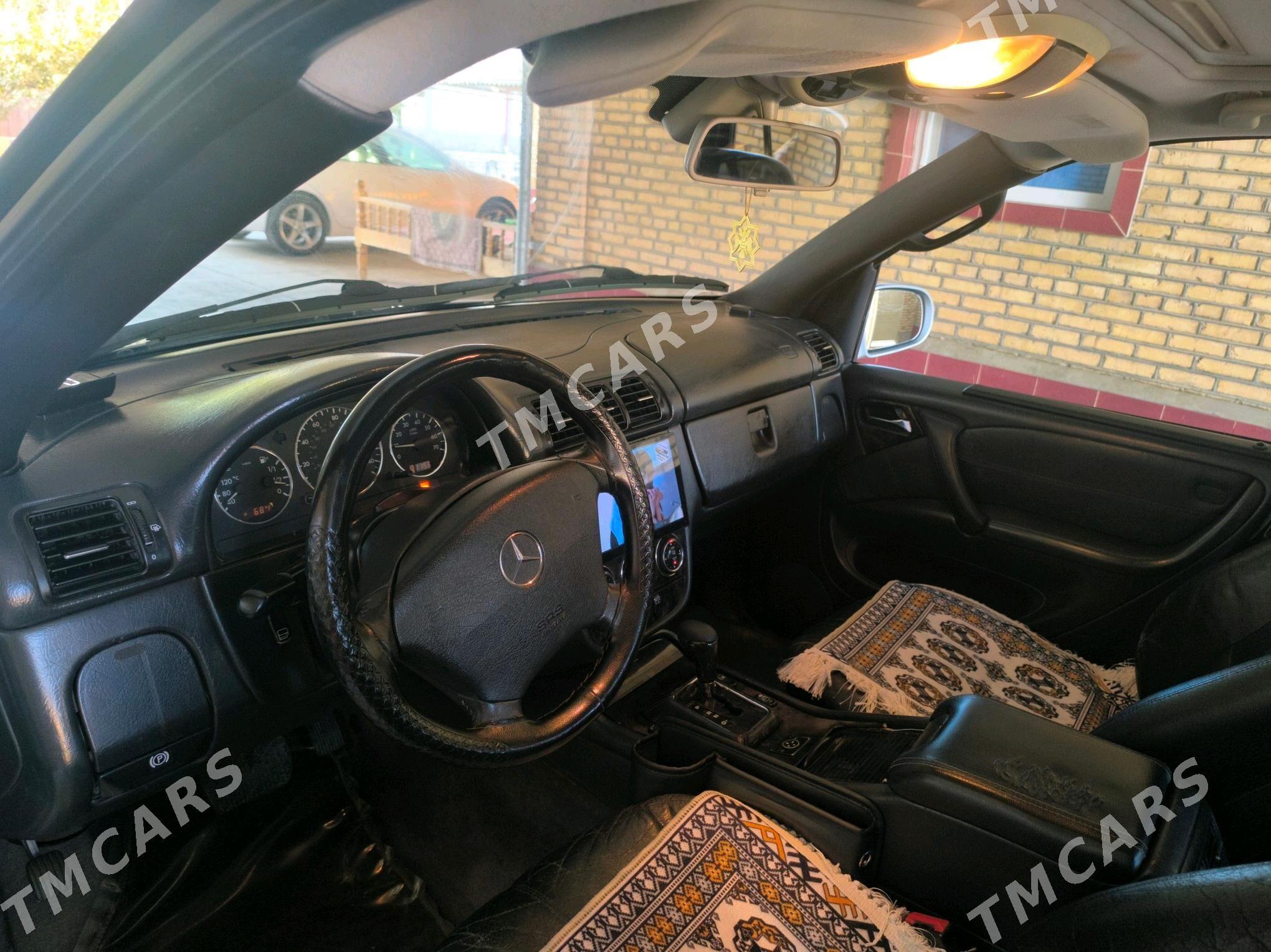 Mercedes-Benz ML350 2001 - 113 000 TMT - Mary - img 5