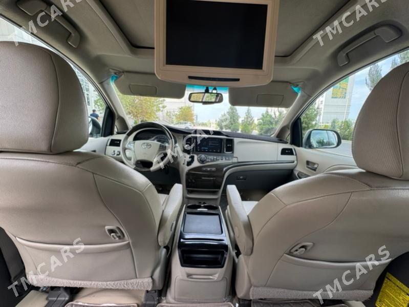 Toyota Sienna 2010 - 323 000 TMT - Ашхабад - img 9