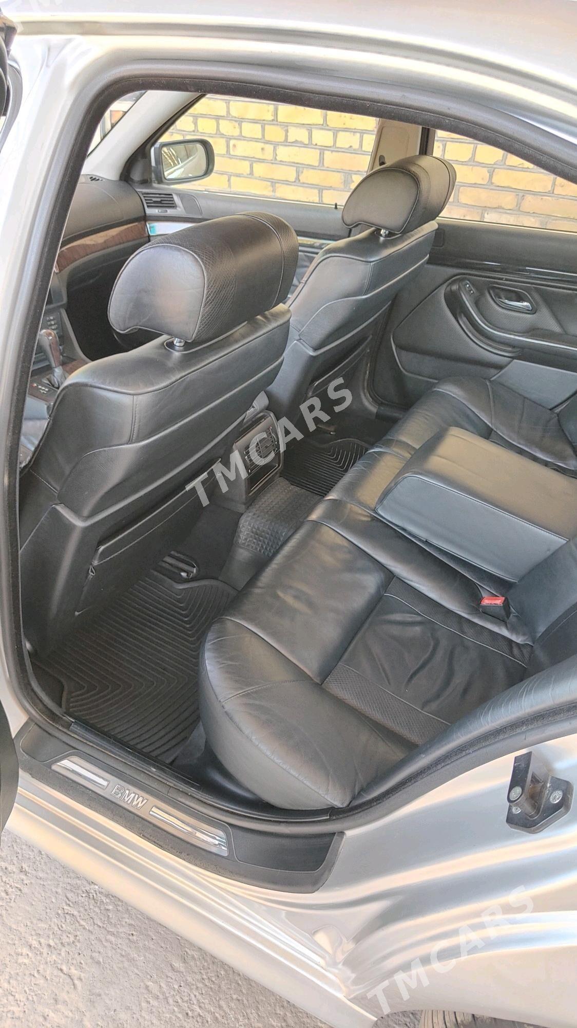 BMW E39 2001 - 120 000 TMT - Чарджоу - img 5