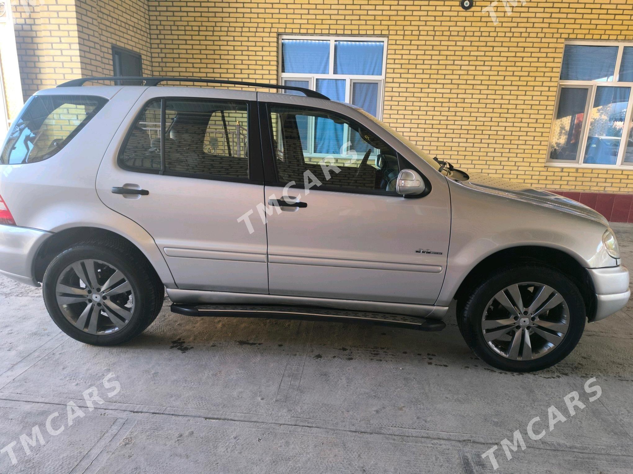 Mercedes-Benz ML350 2001 - 113 000 TMT - Mary - img 7