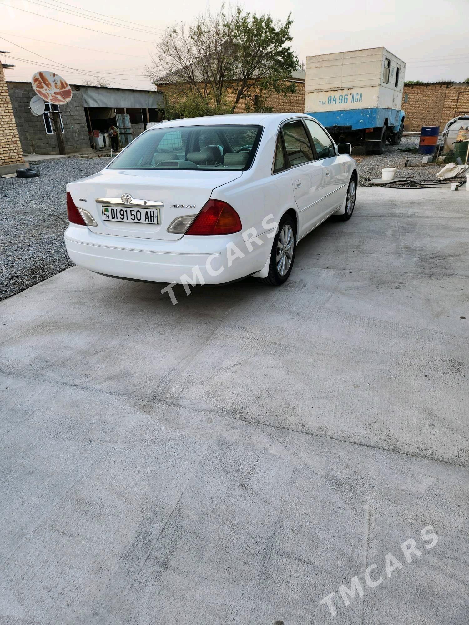 Toyota Avalon 2002 - 145 000 TMT - Бедев - img 3