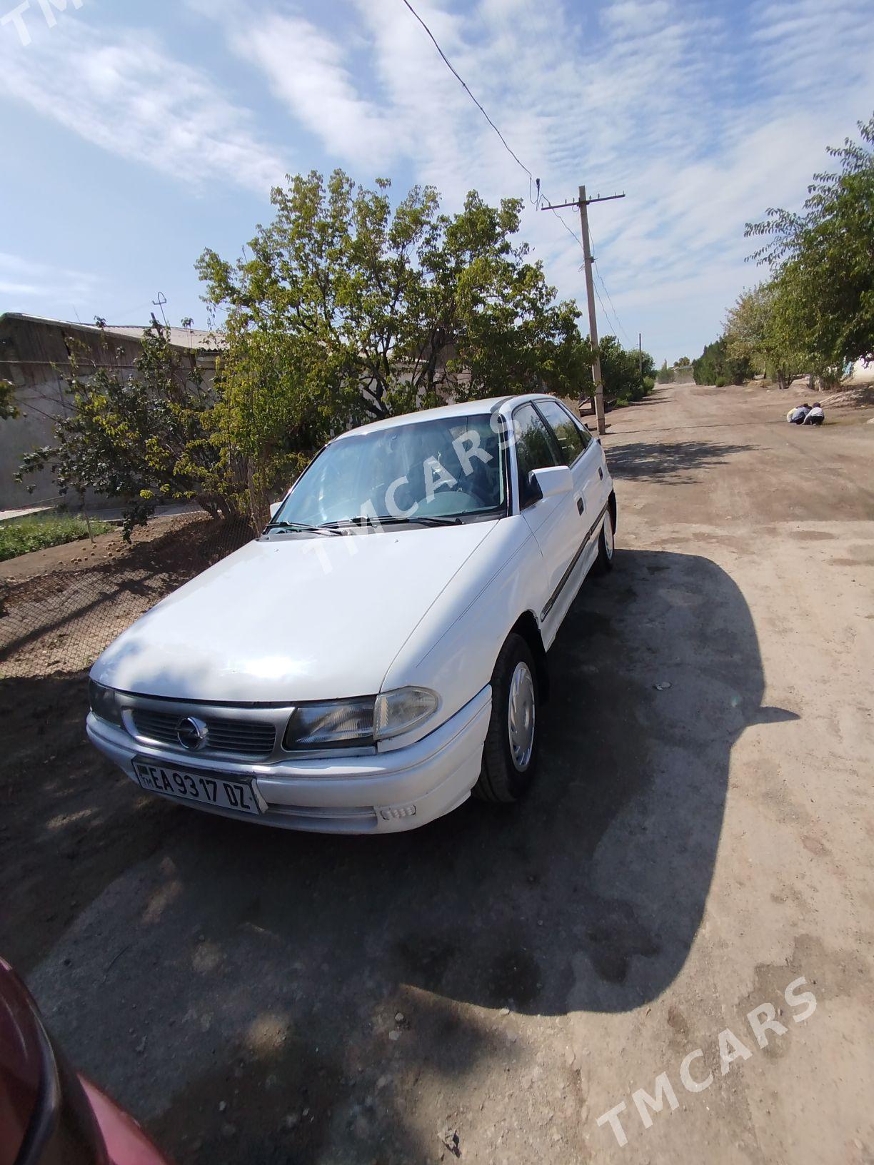 Opel Astra 1992 - 32 000 TMT - Кёнеургенч - img 4
