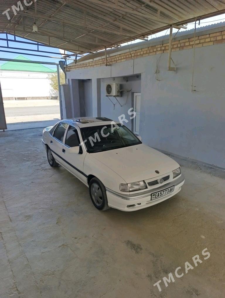 Opel Vectra 1991 - 45 000 TMT - Bäherden - img 9