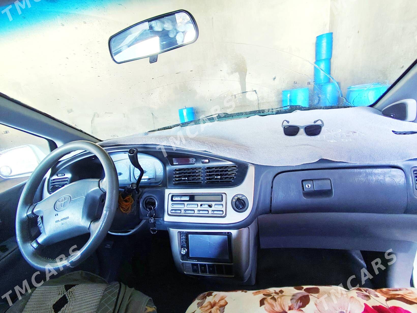 Toyota Sienna 2002 - 152 000 TMT - Чоганлы - img 2